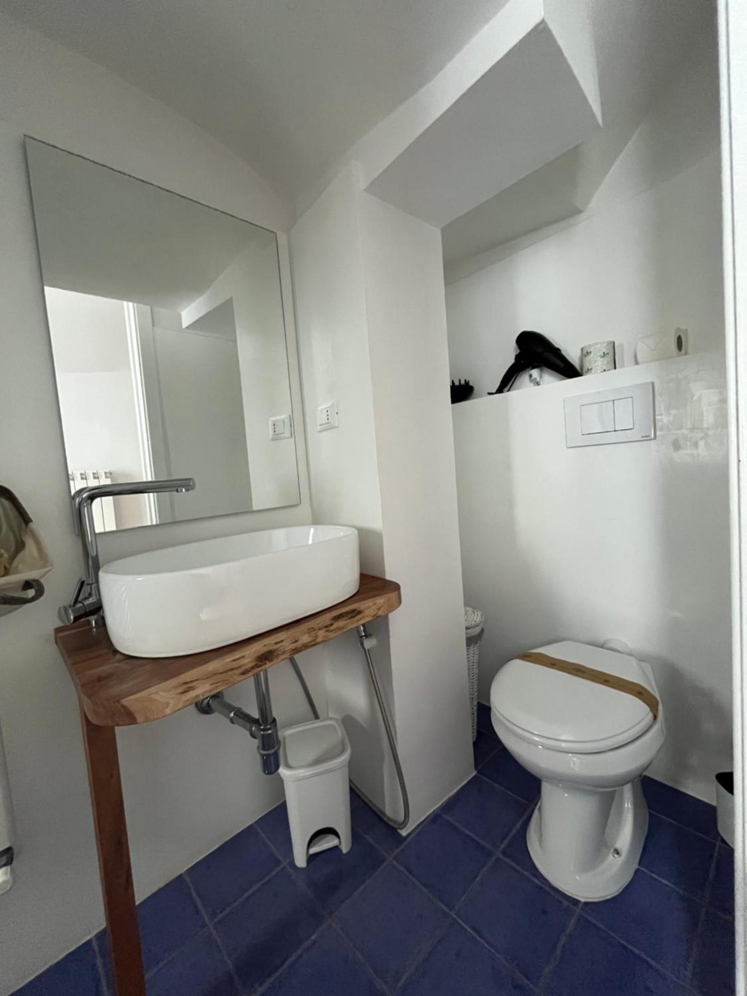 Ostuni 21Mqsuitehomes, Appartamento Con Mini Piscina Privata, Appartamenti Con Vasca Idromassaggio & Appartamenti Standard Eksteriør billede