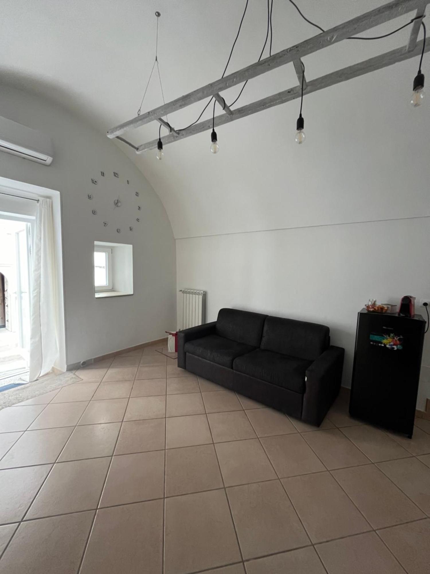 Ostuni 21Mqsuitehomes, Appartamento Con Mini Piscina Privata, Appartamenti Con Vasca Idromassaggio & Appartamenti Standard Eksteriør billede