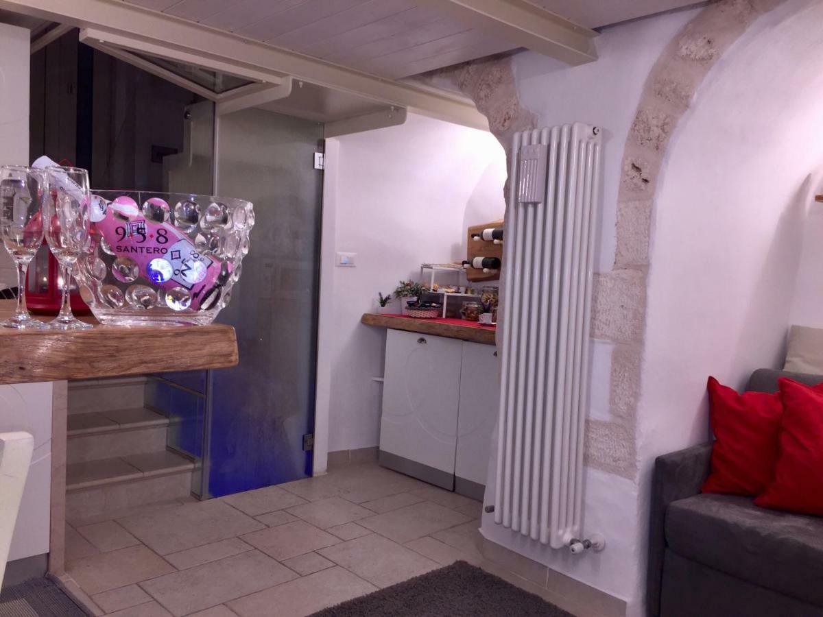 Ostuni 21Mqsuitehomes, Appartamento Con Mini Piscina Privata, Appartamenti Con Vasca Idromassaggio & Appartamenti Standard Eksteriør billede