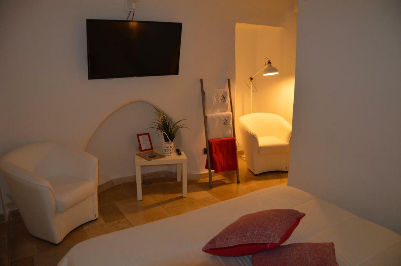 Ostuni 21Mqsuitehomes, Appartamento Con Mini Piscina Privata, Appartamenti Con Vasca Idromassaggio & Appartamenti Standard Eksteriør billede